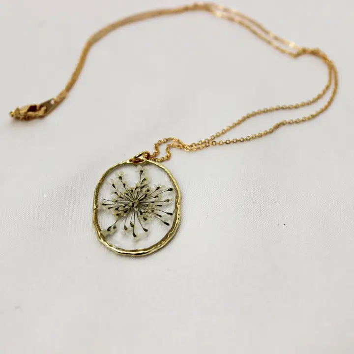 Pressed Flower Resin Necklace - Queen Anne's Lace