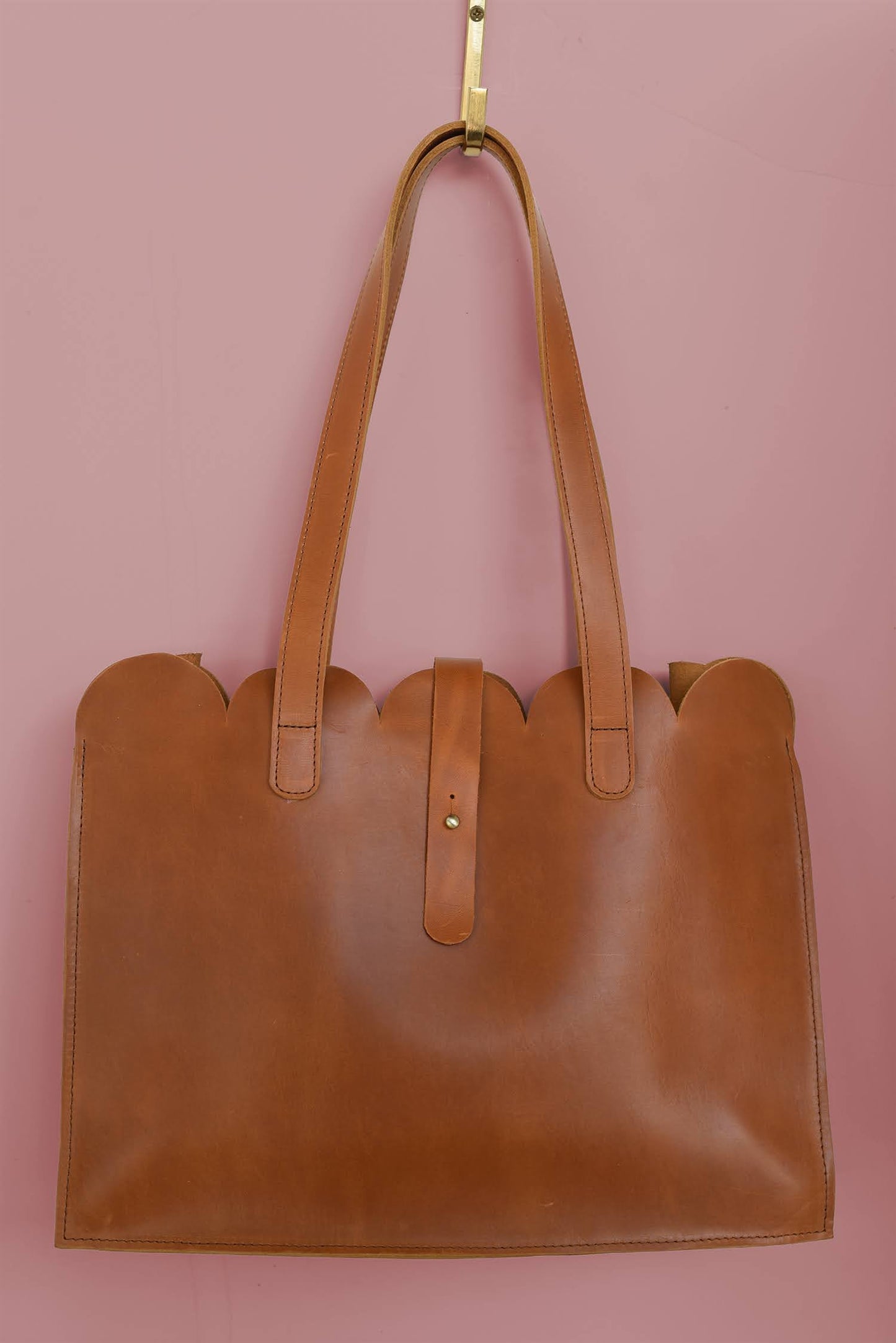 Large Scallop Handbag