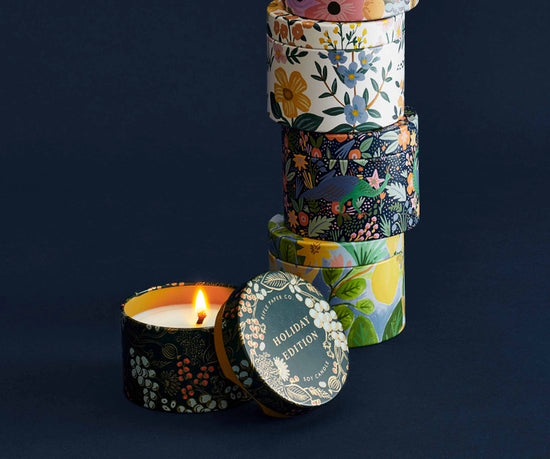Load image into Gallery viewer, Holiday 3oz Tin Candle
