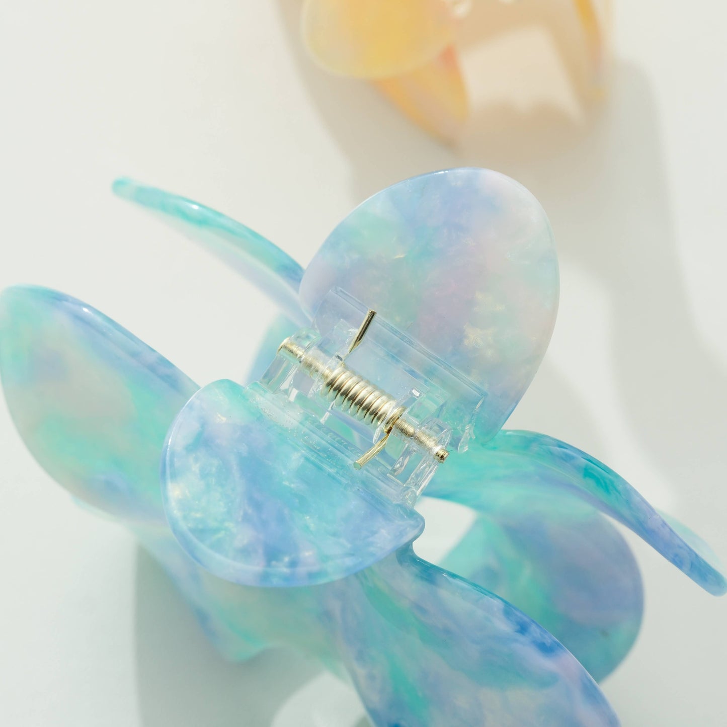 Aloha Flower Claw Clip