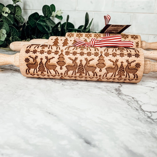 Reindeer Embossed Rolling Pin with Cookie Cutter